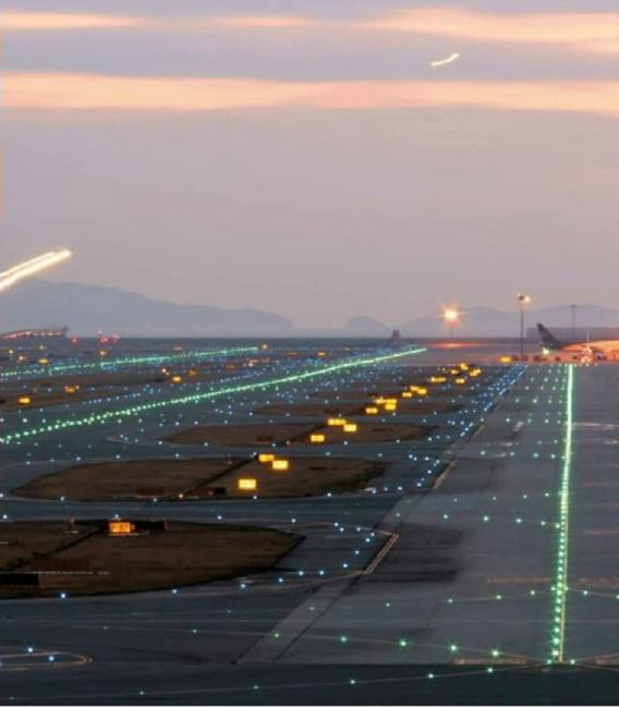 100W Lamp 64342 HLX C 100 15 PK30d - Airfield – photo