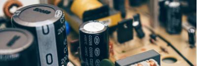 Condensadores: Corrección del factor de potencia, filtro de distorsiones armónicas